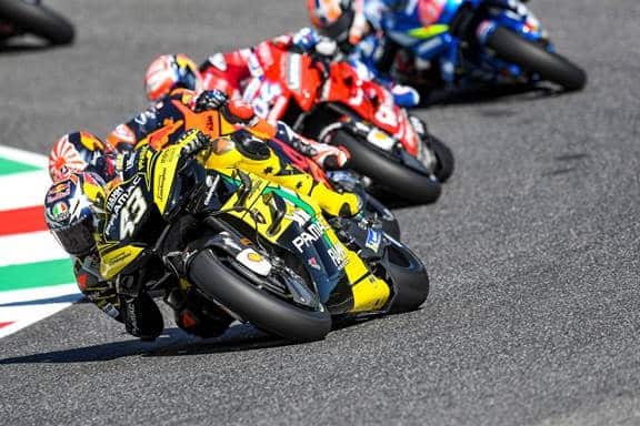 Der Sommertrend Motorrad fahren