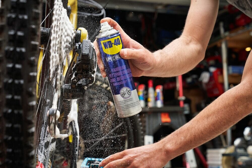 Fahrradkette entrosten Fahrradpflege mit WD40 BIKE