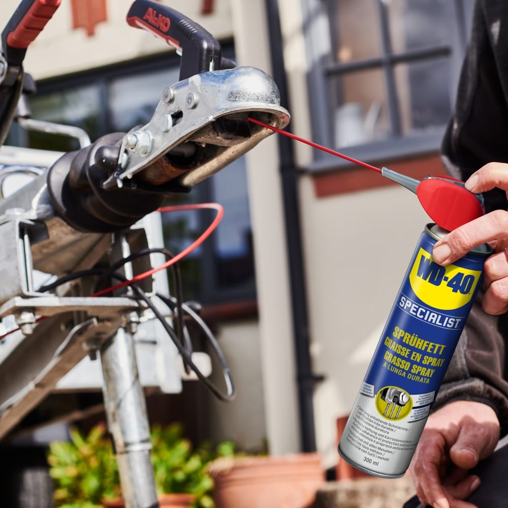 wd 40 specialist sprühfett anhängerkupplung schmieren