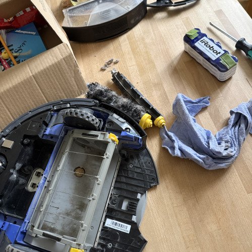 Generalüberholung des iRobot Staubsauger