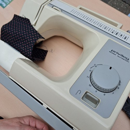 Wartung einer Privileg Nähmaschine